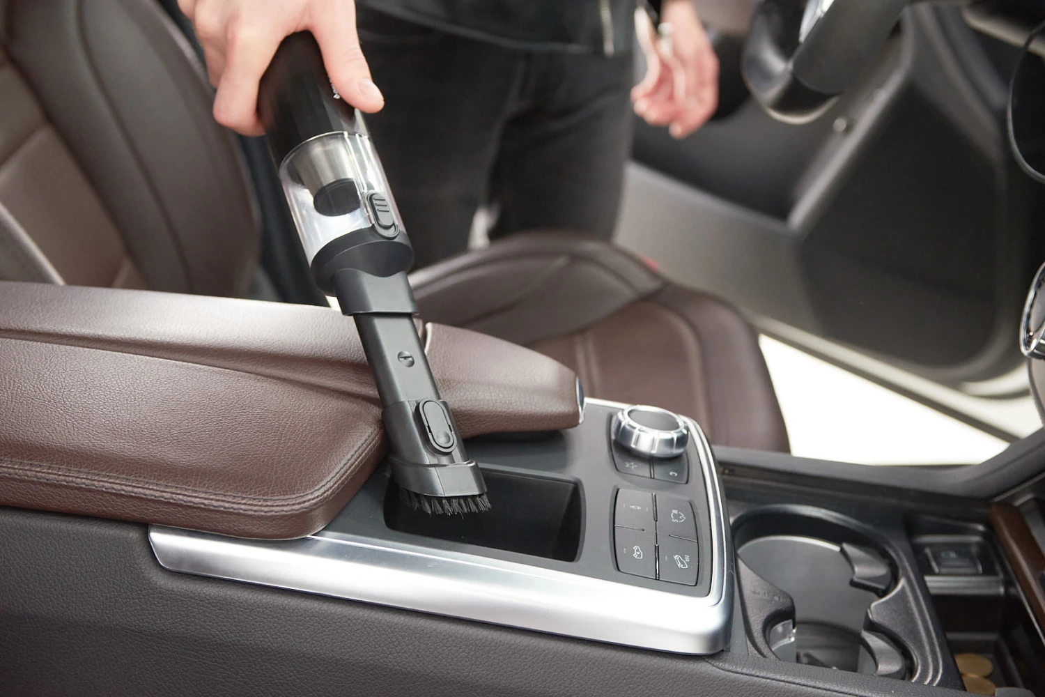 wireless handheld car vacuum cleaner for Chevrolet Tahoe