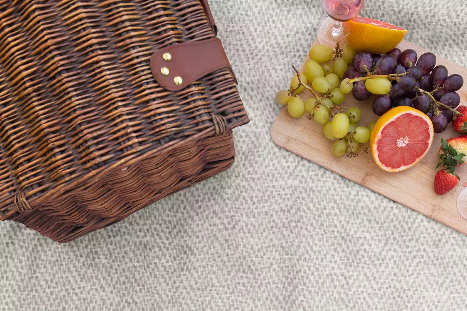 non toxic picnic blanket